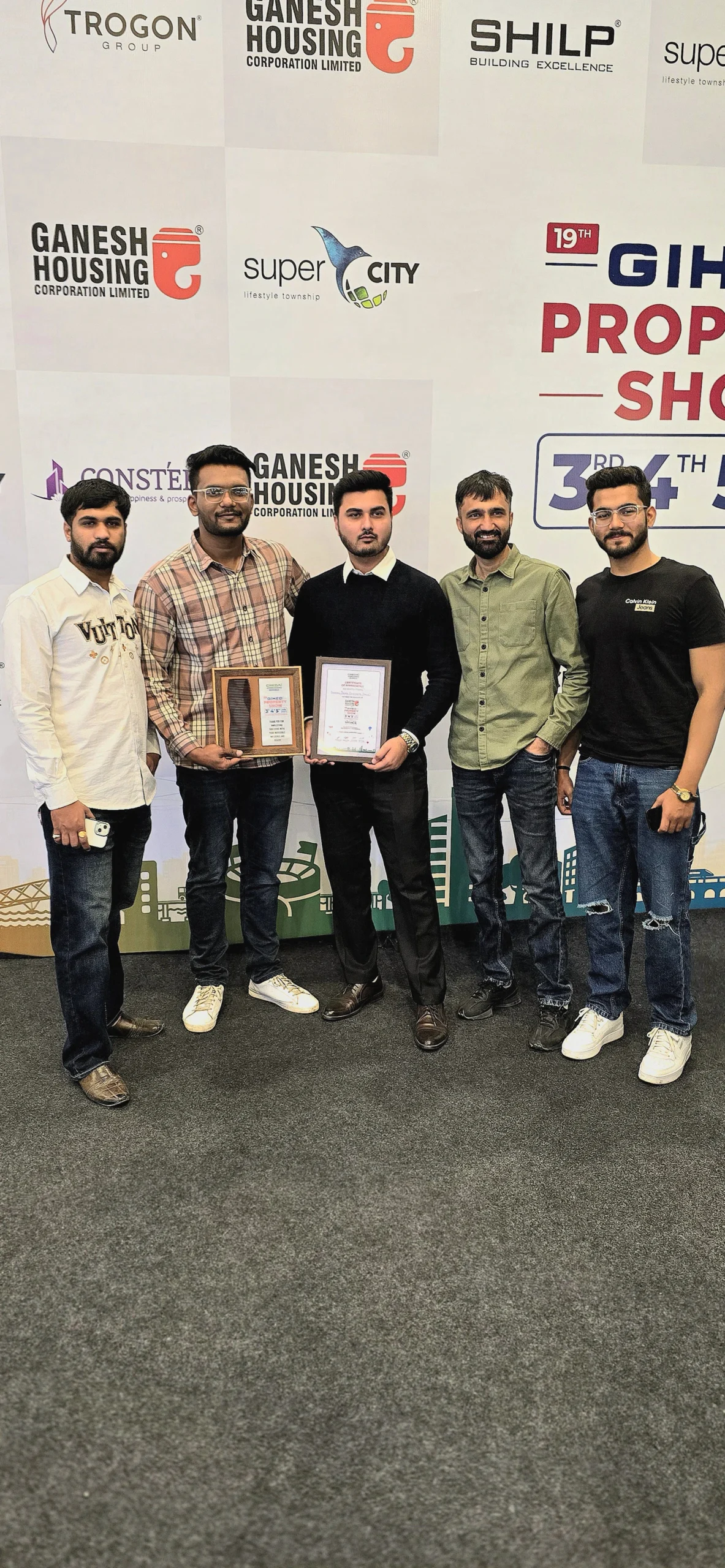 Infinite founders with award